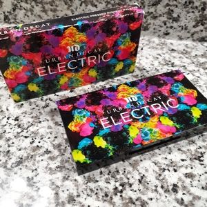 |SALE|• Urban Decay Electric Palette •
